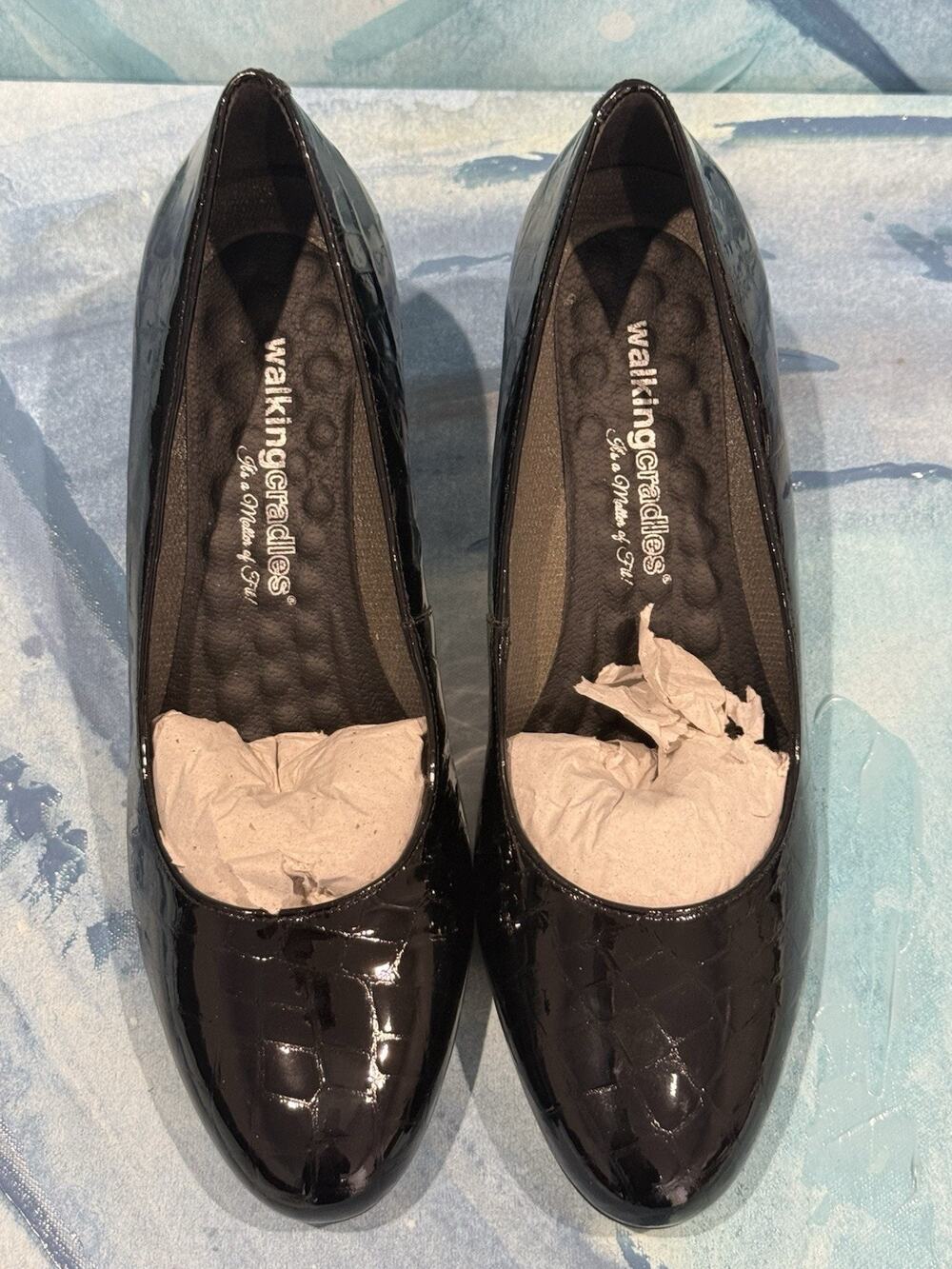 Walking Cradles Joy Black Patent Crocco Leather Women's Size 9.5 M Kitten Heels